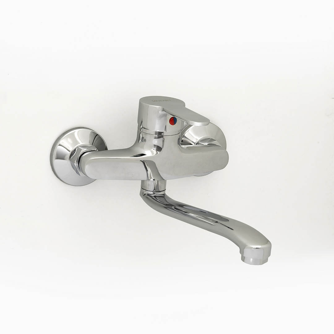 canilla cocina pared 600 grs. pico bajo caÑo 25cms