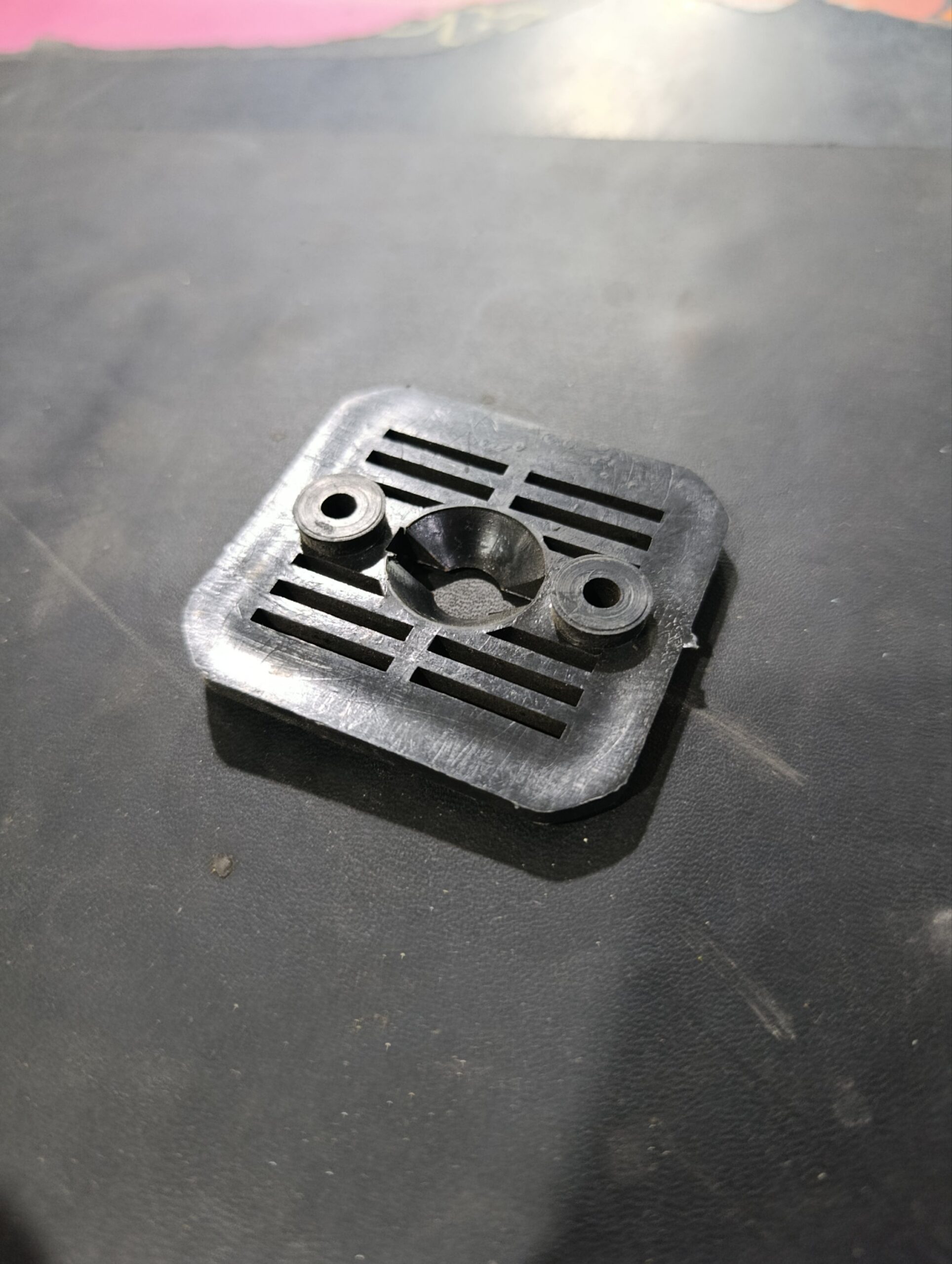 PYR SOPORTE BASE MOTOR BORDEADORA 350/400 pyr soporte base motor bordeadora